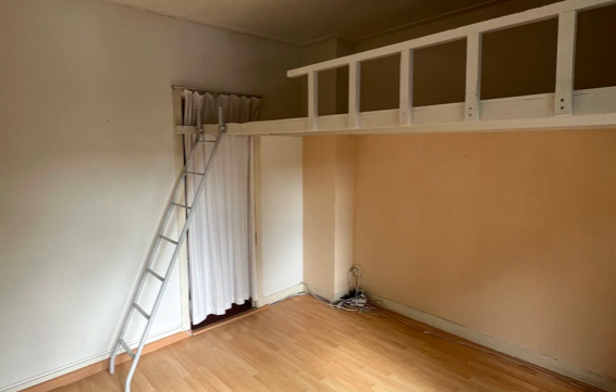 room in Utrecht